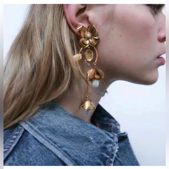 New! Zara Cascading Floral Earrings - Picture 2 of 14